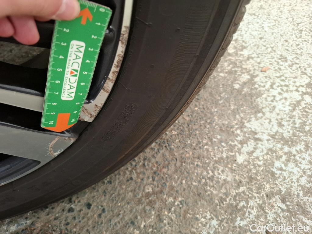  Peugeot  3008 PEUGEOT  2016 5P SUV BlueHDi 130 EAT8 GT LINE #21