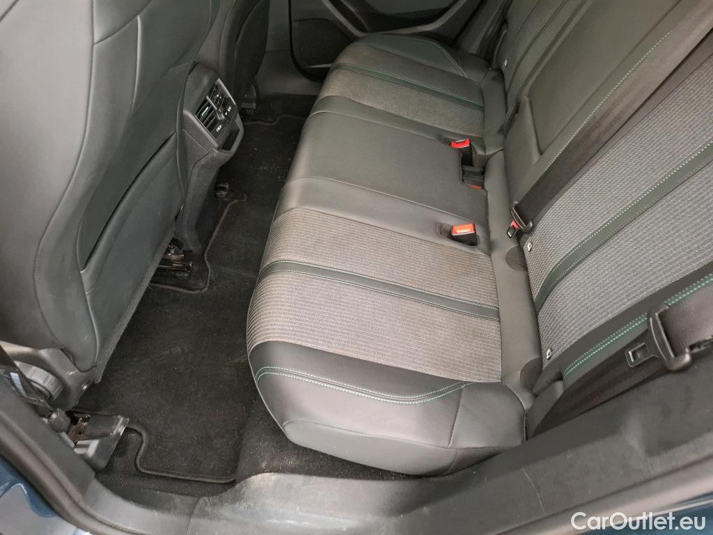  Peugeot  3008  Allure 1.5 HDi 130CV BVA8 E6d #29