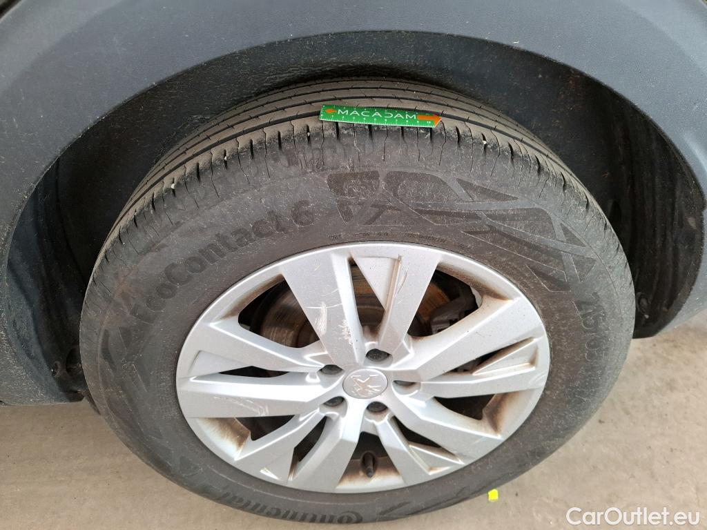  Peugeot  3008  Active Business 1.5 HDi 130CV BVA8 E6d #31