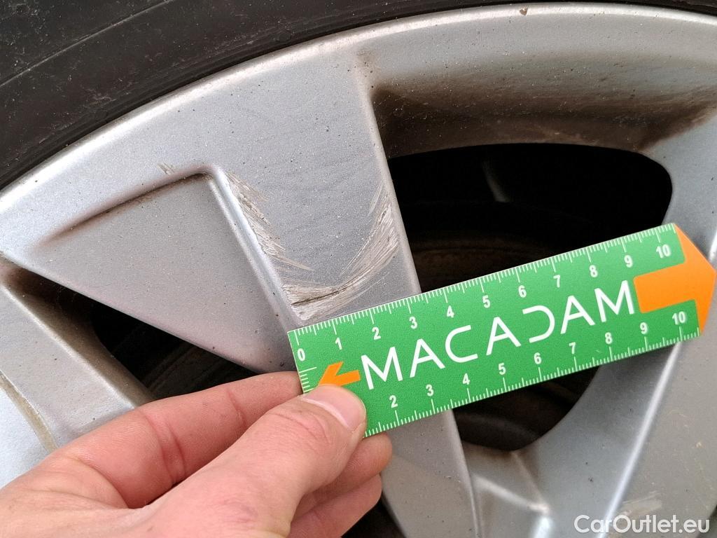  Peugeot  3008  Active Business 1.5 HDi 130CV BVA8 E6d #38