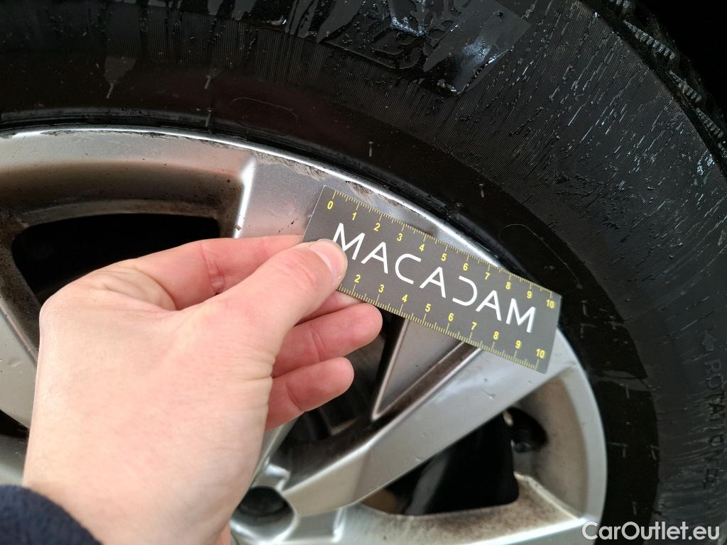  Peugeot  5008  Active Business 1.5 HDi 130CV BVM6 7 Sieges E6d #40