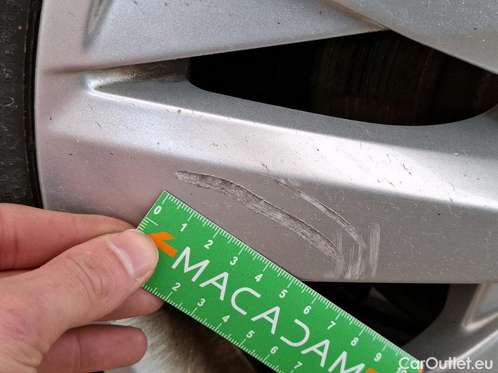  Peugeot  3008  Active Business 1.5 HDi 130CV BVA8 E6d #34