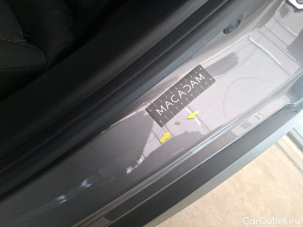  Renault  Captur  II Evolution 1.6 E-TECH Hybrid 145CV BVA6 E6d #57