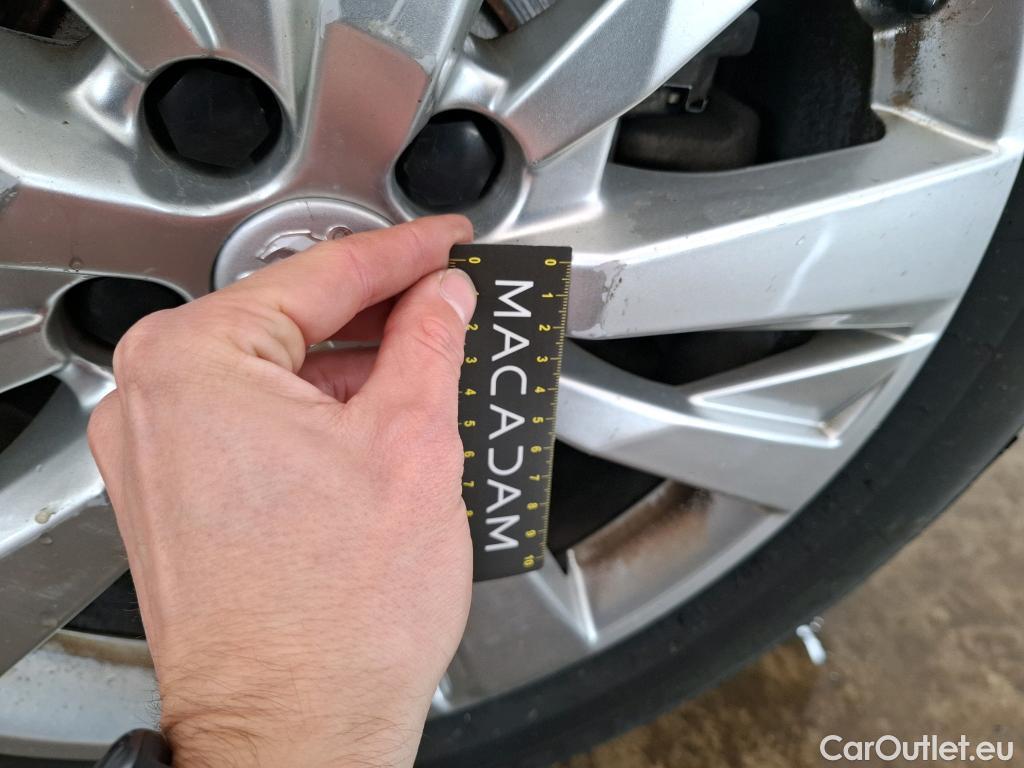  Peugeot  5008  Active Business 1.5 HDi 130CV BVM6 7 Sieges E6d #11