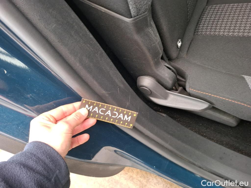  Peugeot  5008  Active Business 1.5 HDi 130CV BVM6 7 Sieges E6d #34