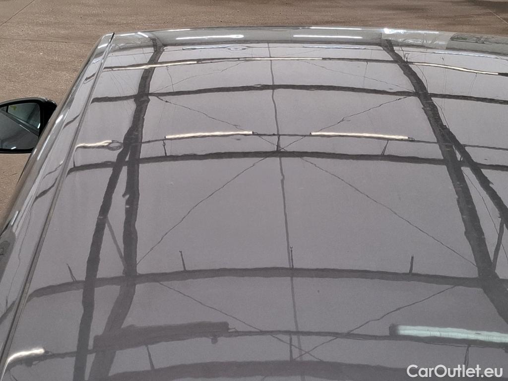  Renault  Captur  II Evolution 1.6 E-TECH Hybrid 145CV BVA6 E6d #19