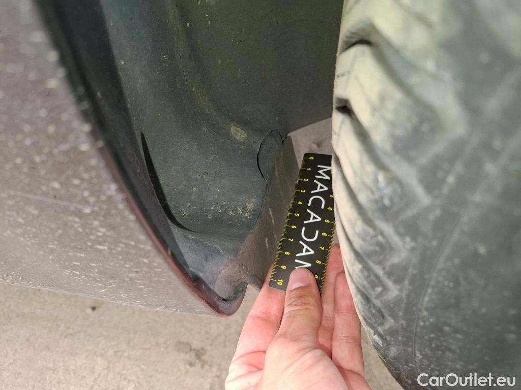  Renault  Clio  V Business 1.6 E-TECH Hybrid 140CV BVA6 E6d #8