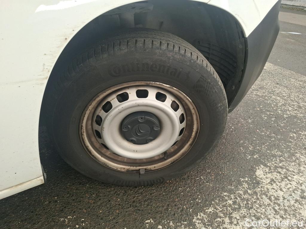  Citroen  Berlingo  Fourgon Club M 650 1.5 BlueHDi 100CV BVM6 E6d #42