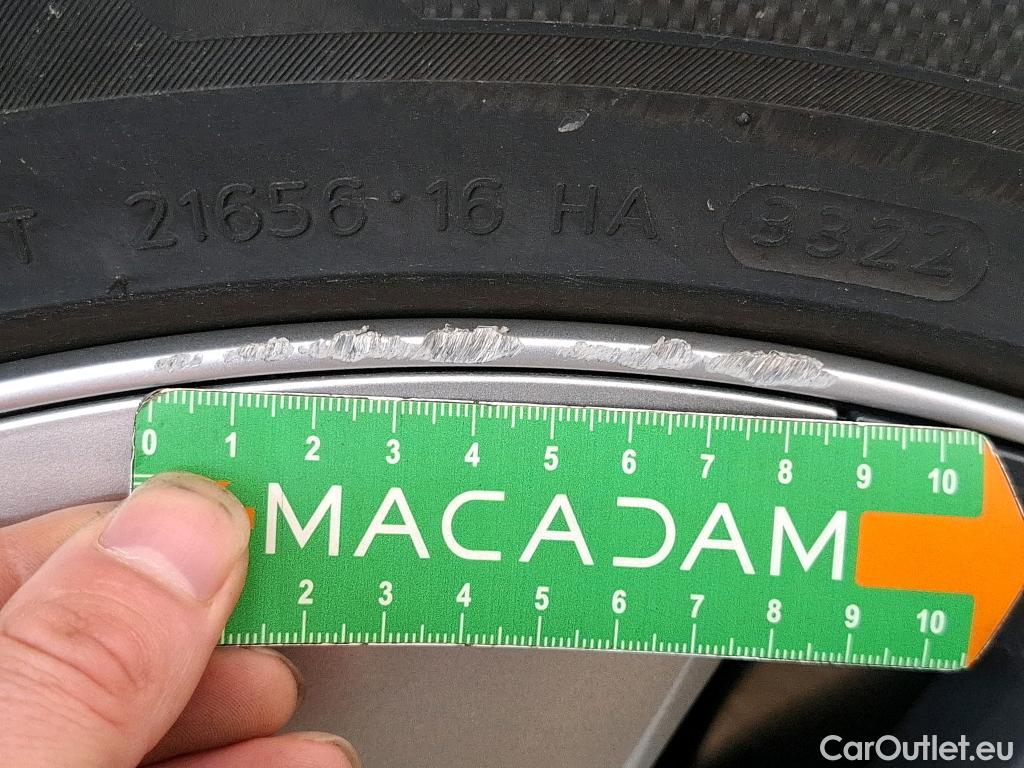  Tesla  Model Y TESLA  / 2020 / 5P / SUV Long Range Dual Motor AWD #10