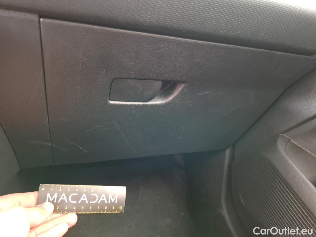  Renault  Clio  V Business 1.6 E-TECH Hybrid 140CV BVA6 E6d #9