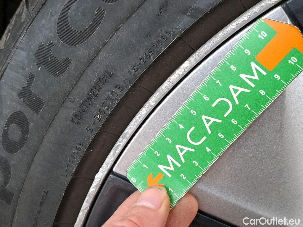  Tesla  Model Y TESLA  / 2020 / 5P / SUV Long Range Dual Motor AWD #33