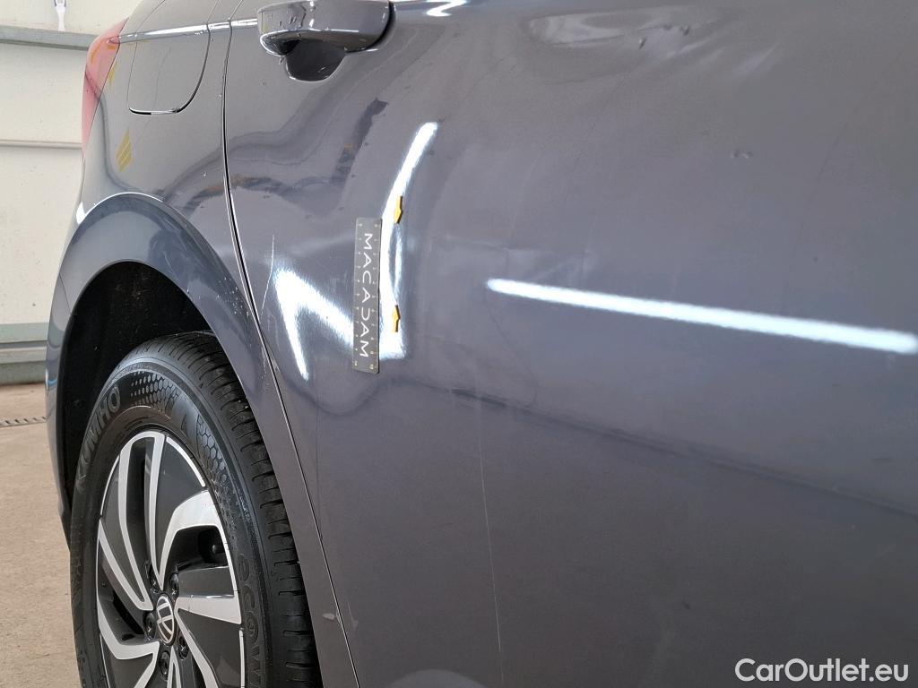  Volkswagen  Polo VOLKSWAGEN  / 2021 / 5P / Berline 1.0 TSI 95 Life Business #2