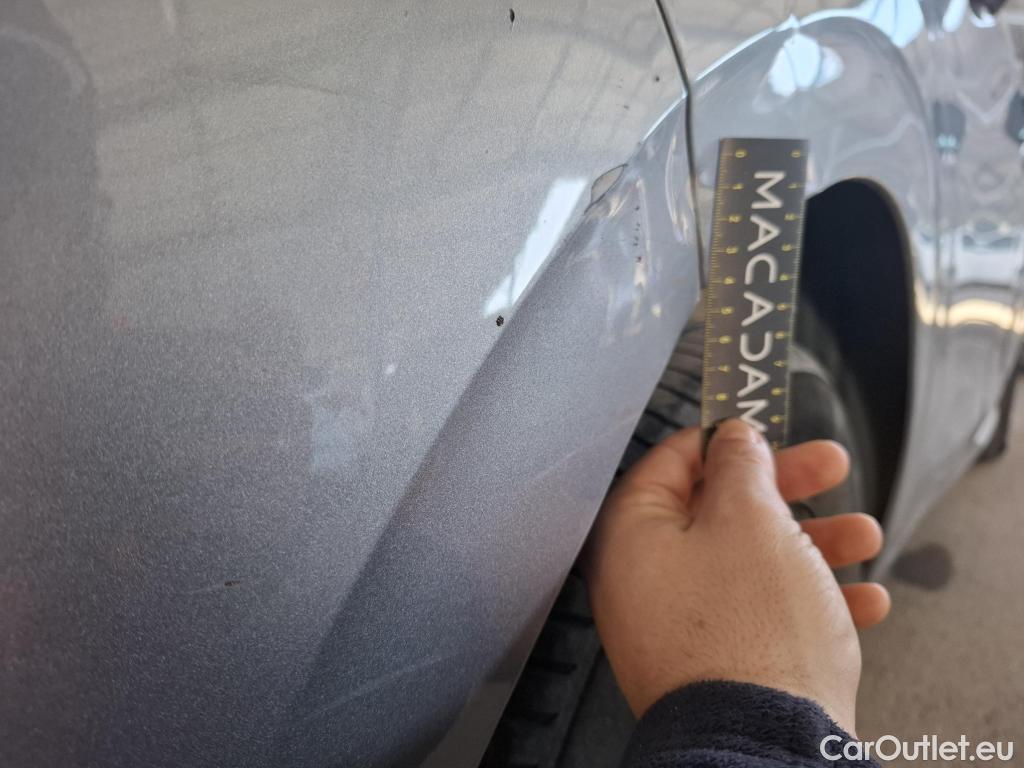  Peugeot  208  Affaire Premium 1.5 HDi 100CV BVM5 E6dT #39