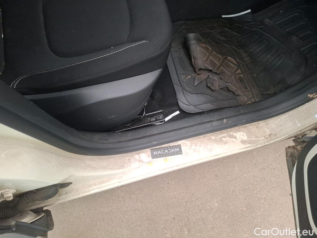  Renault  Captur  Business 0.9 TCe 90CV BVM5 E6 / TRANSFO VP VF #117