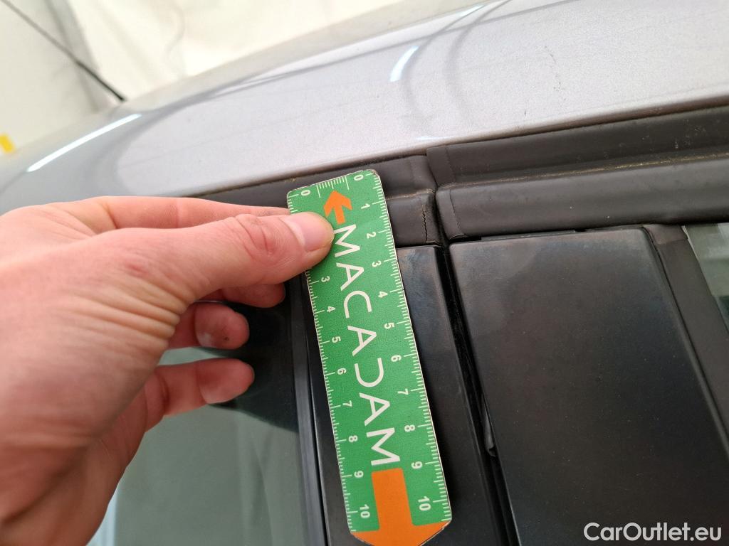  Peugeot  208  Affaire Premium 1.5 HDi 100CV BVM5 E6dT #94