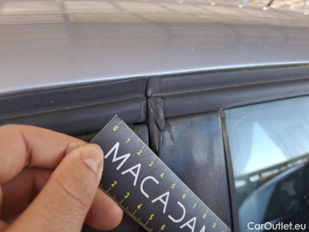  Peugeot  208  Affaire Premium 1.5 HDi 100CV BVM5 E6dT #50