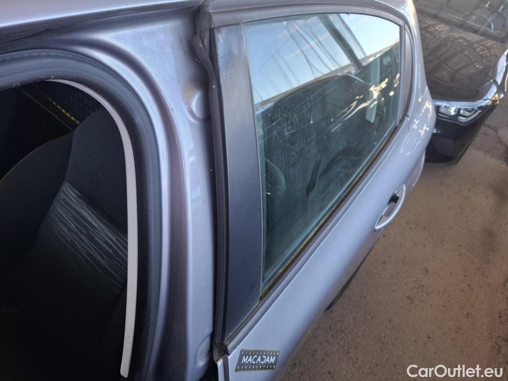  Peugeot  208  Affaire Premium 1.5 HDi 100CV BVM5 E6dT #64