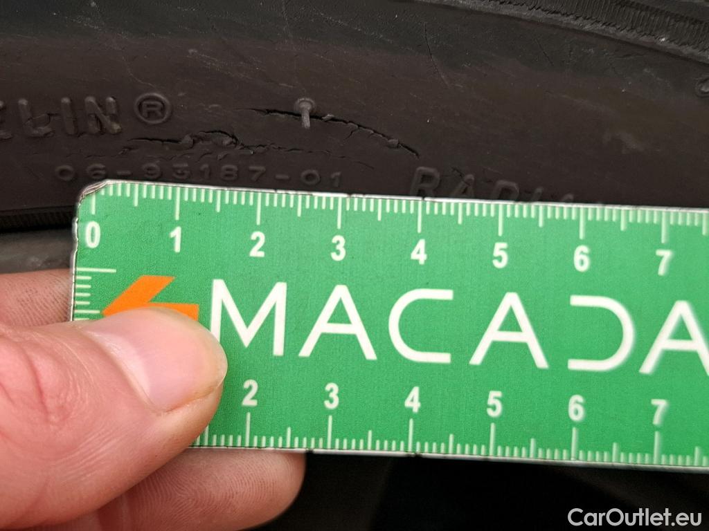  Peugeot  208  Affaire Premium 1.5 HDi 100CV BVM5 E6dT #77