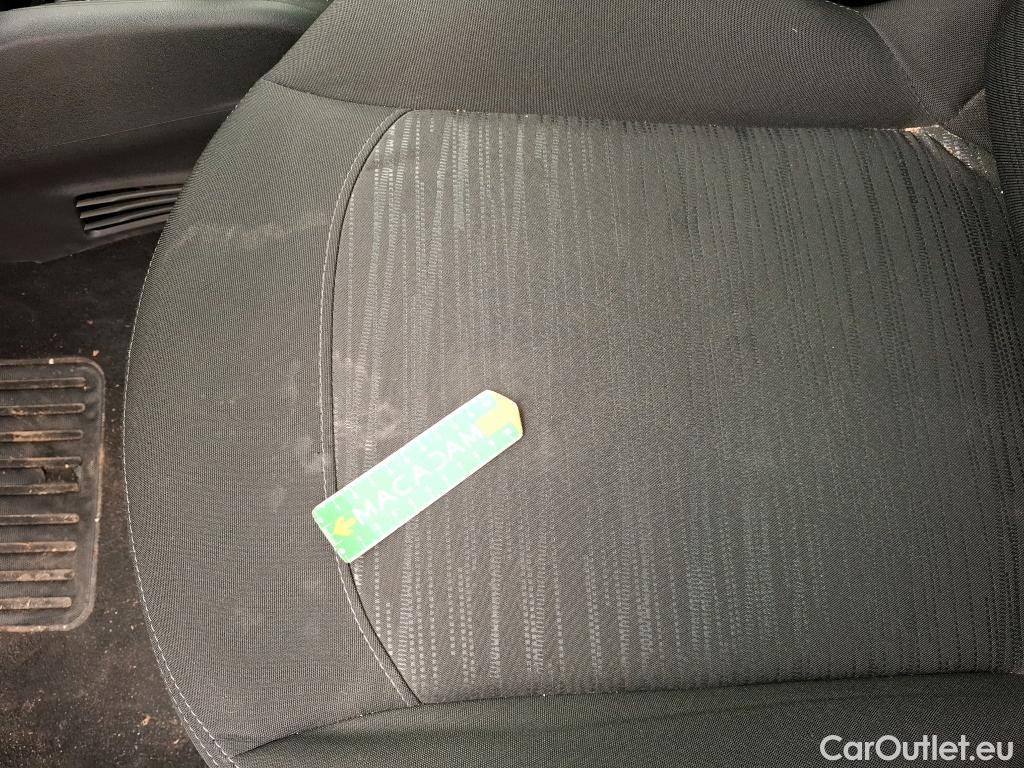  Peugeot  208  Affaire Premium 1.5 HDi 100CV BVM5 E6dT #104