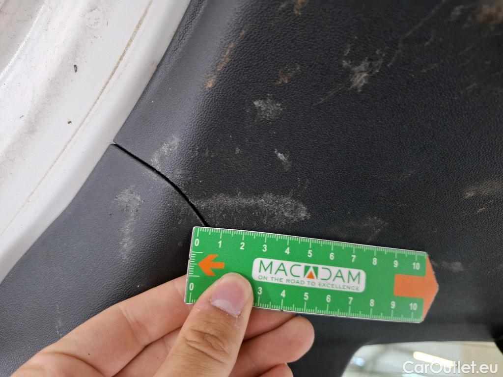  Peugeot  208  Affaire Premium 1.6 HDi 75CV BVM5 E6 #14