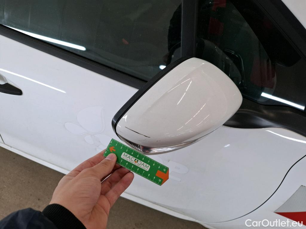  Peugeot  208  Affaire Premium 1.6 HDi 75CV BVM5 E6 #45