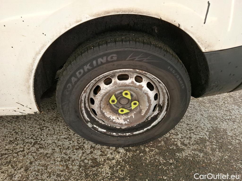  Peugeot  Partner  L1 Pro 1.6 HDi 75CV BVM5 E6 #81