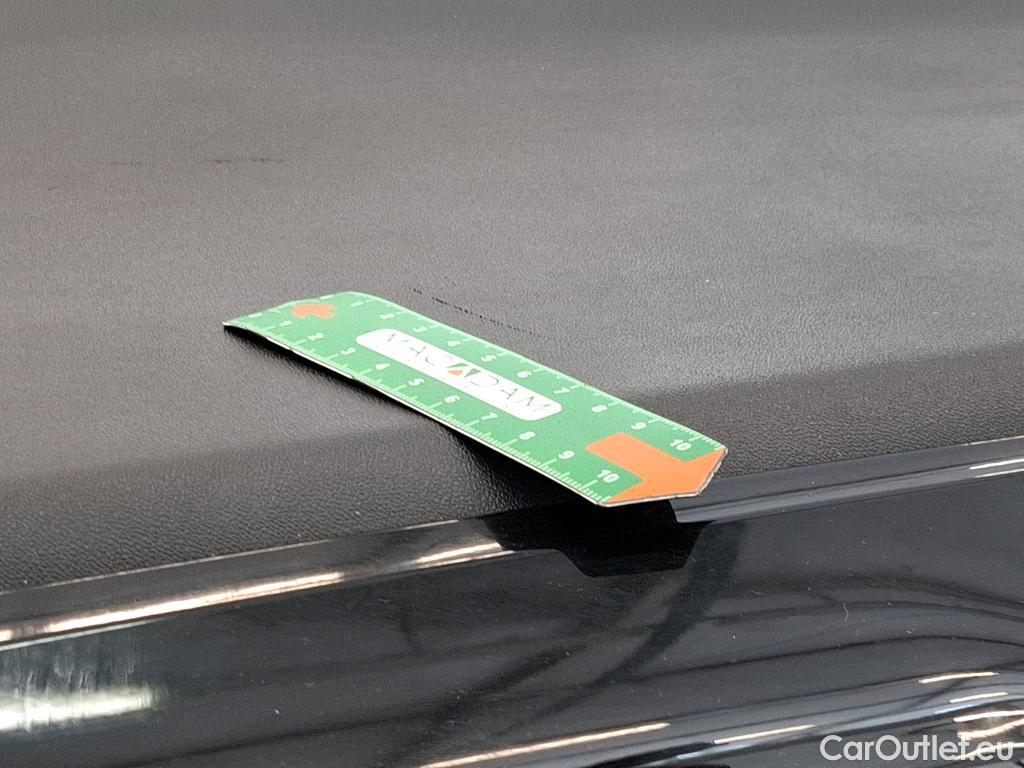  Peugeot  208  Affaire Premium 1.6 HDi 75CV BVM5 E6 #4