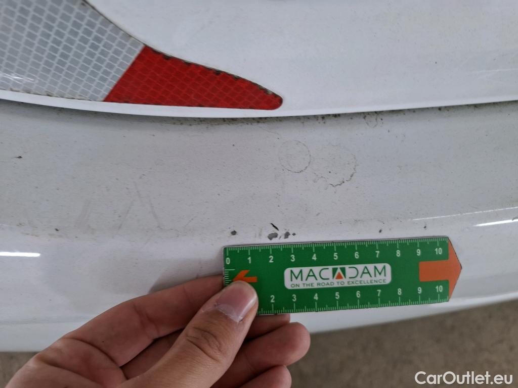  Peugeot  208  Affaire Premium 1.6 HDi 75CV BVM5 E6 #23