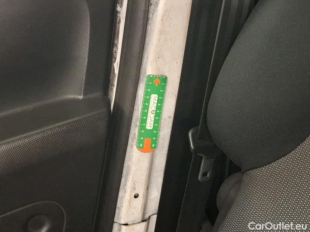  Peugeot  Partner  L1 Pro 1.6 HDi 75CV BVM5 E6 #51