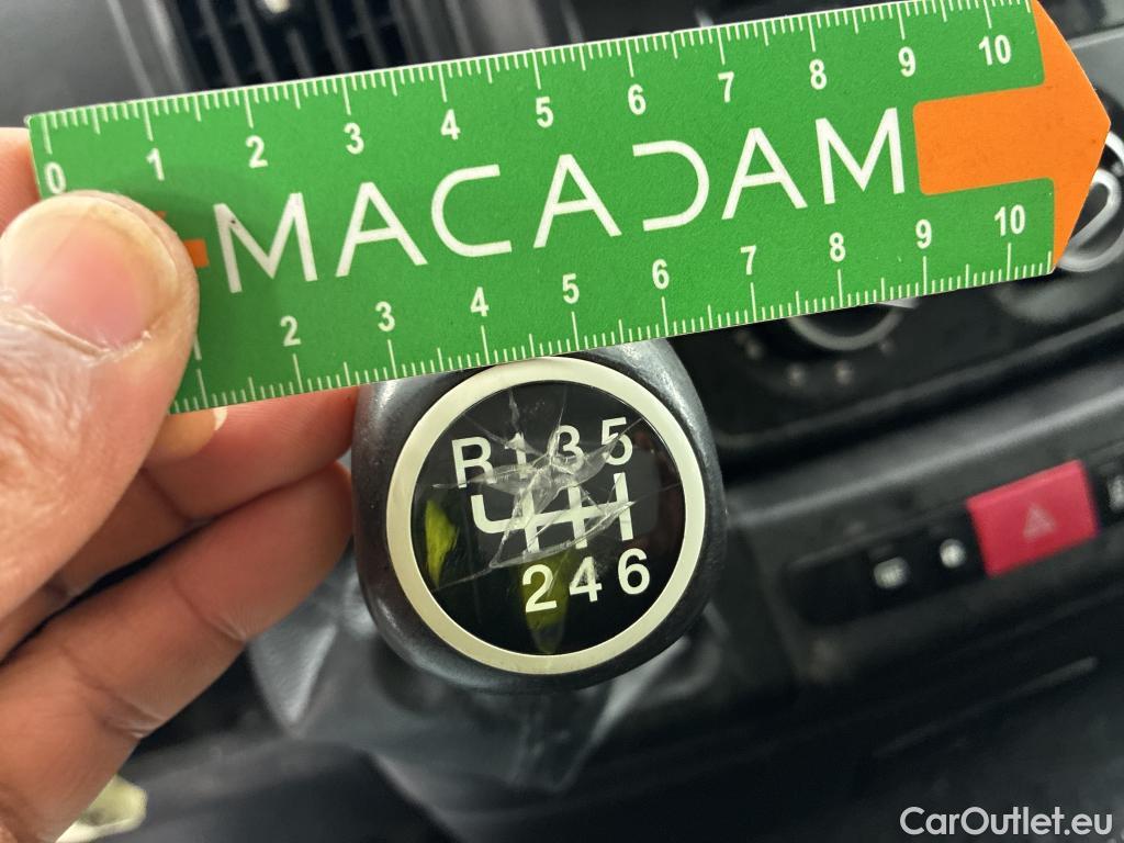  Peugeot  Boxer PEUGEOT  / 2014 / 4P / Fourgon tôlé BlueHDi 120 S&S ASPHALT 330 L1H1 #4