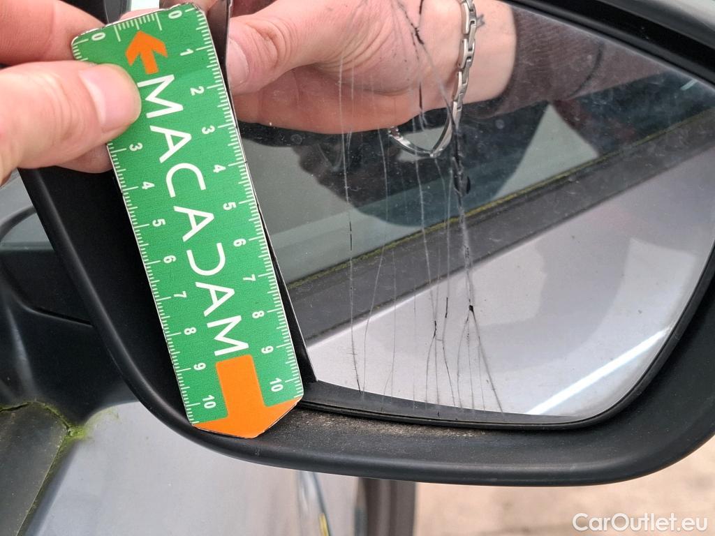  Peugeot  208  Affaire Premium 1.5 HDi 100CV BVM5 E6dT #79