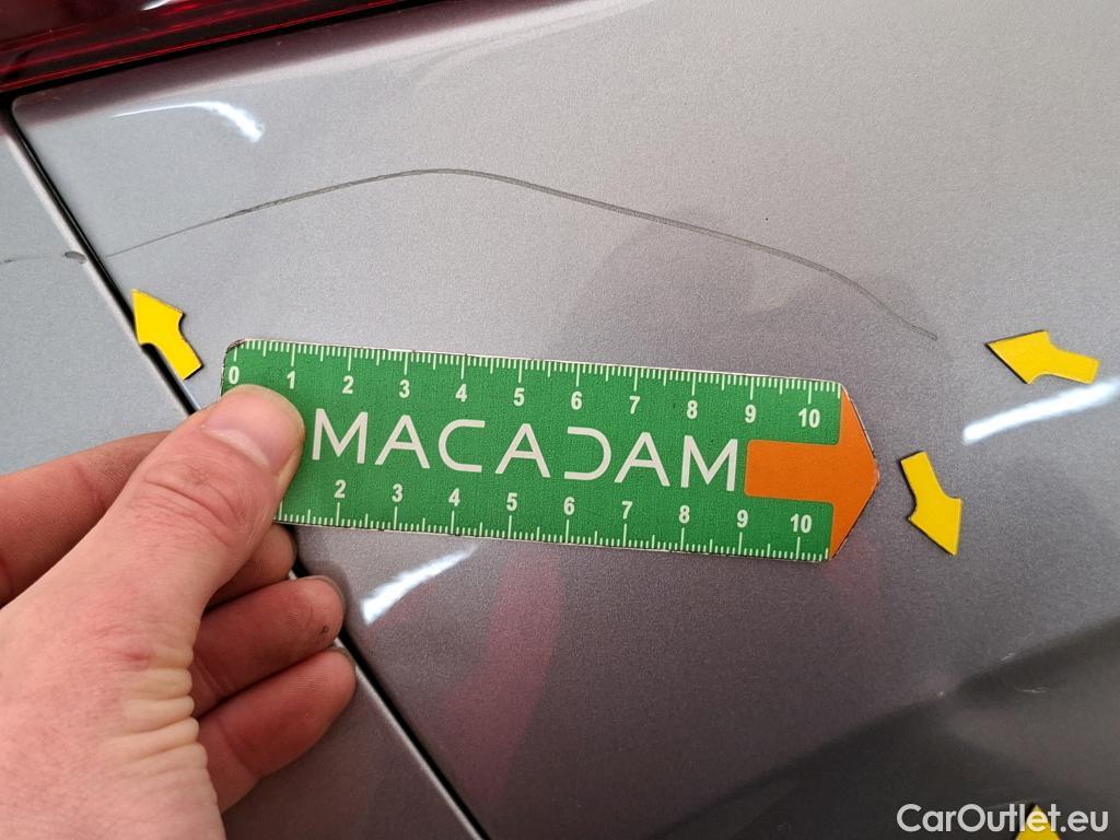  Peugeot  208  Affaire Premium 1.5 HDi 100CV BVM5 E6dT #34