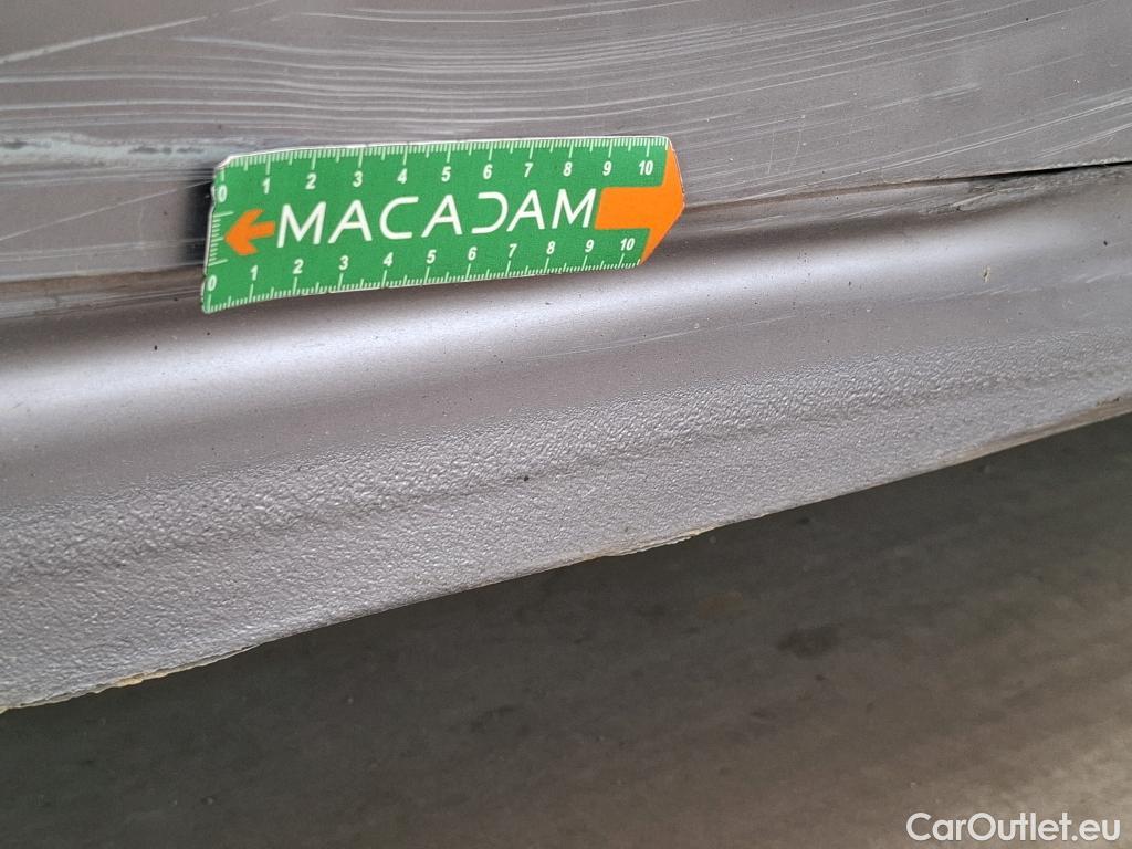  Peugeot  208  Affaire Premium 1.5 HDi 100CV BVM5 E6dT #3