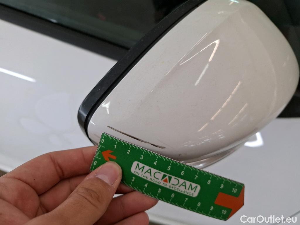  Peugeot  208  Affaire Premium 1.6 HDi 75CV BVM5 E6 #46