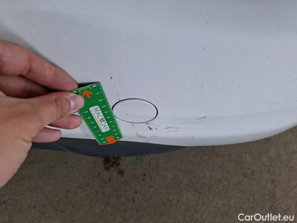  Peugeot  208  Affaire Premium 1.6 HDi 75CV BVM5 E6 #25