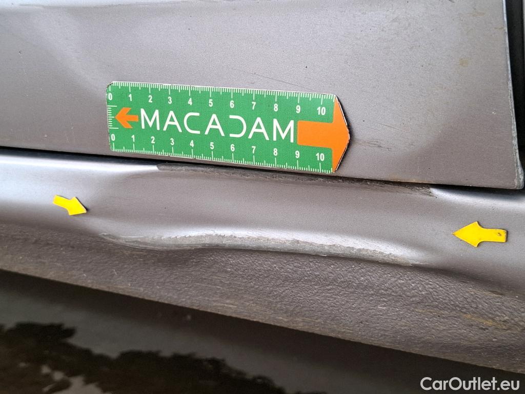  Peugeot  208  Affaire Premium 1.5 HDi 100CV BVM5 E6dT #44