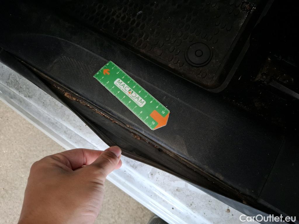  Peugeot  208  Affaire Premium 1.6 HDi 75CV BVM5 E6 #30