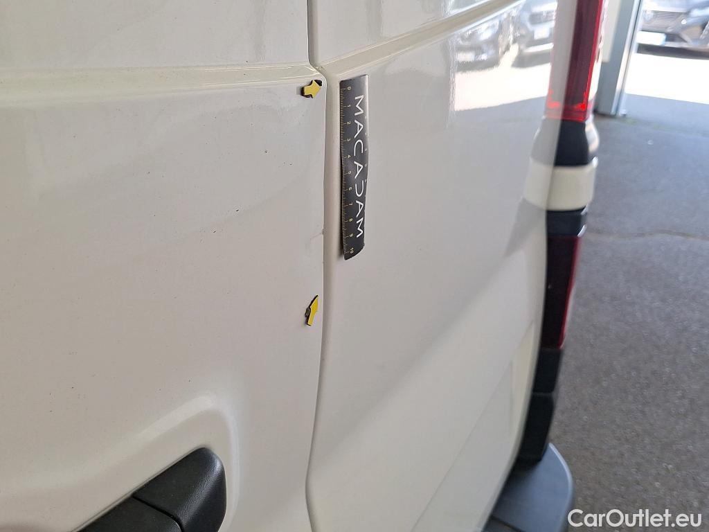  Renault  Trafic  Fourgon L2H1 3T Grand Confort 2.0 dCi 130CV BVM6 E6d / VO RECONDITIONNE - PHOTOS AVANT RECONDITIONNEMENT #11