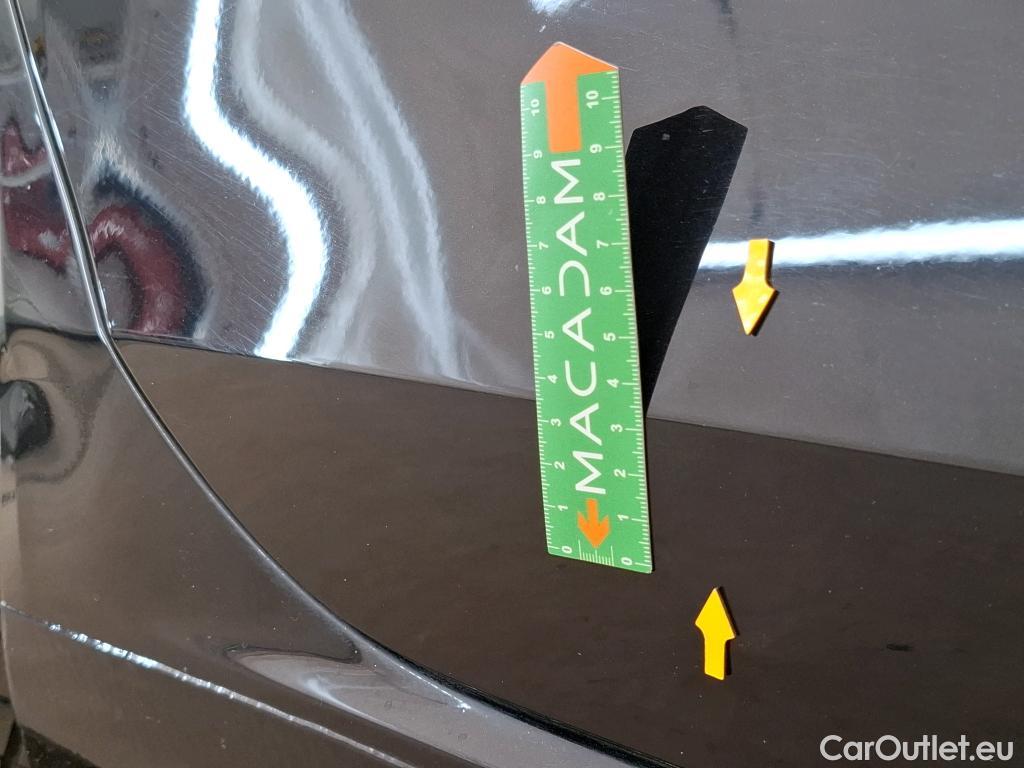  Volkswagen  Golf  VOLKSWAGEN / 2020 / 5P / Berline / VU 2.0 TDI SCR 115 BVM6 Life Soci Busi #3