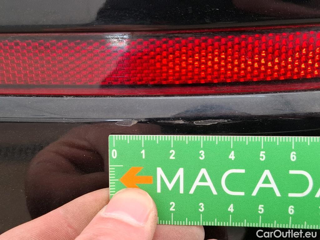  Volkswagen  Golf  VOLKSWAGEN / 2020 / 5P / Berline / VU 2.0 TDI SCR 115 BVM6 Life Soci Busi #14