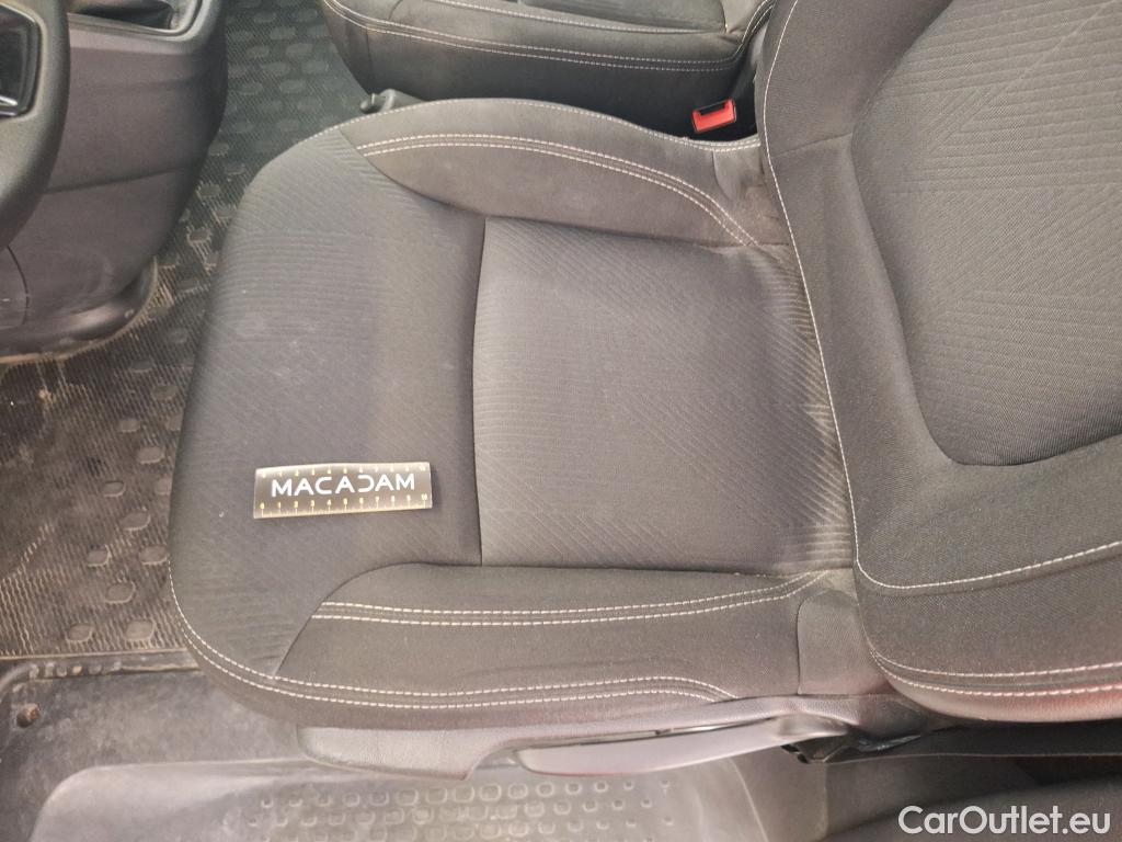  Renault  Trafic  Fourgon L2H1 3T Grand Confort 2.0 dCi 130CV BVM6 E6d / VO RECONDITIONNE - PHOTOS AVANT RECONDITIONNEMENT #25