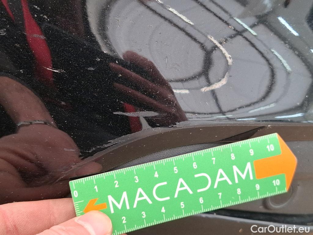  Volkswagen  Golf  VOLKSWAGEN / 2020 / 5P / Berline / VU 2.0 TDI SCR 115 BVM6 Life Soci Busi #9