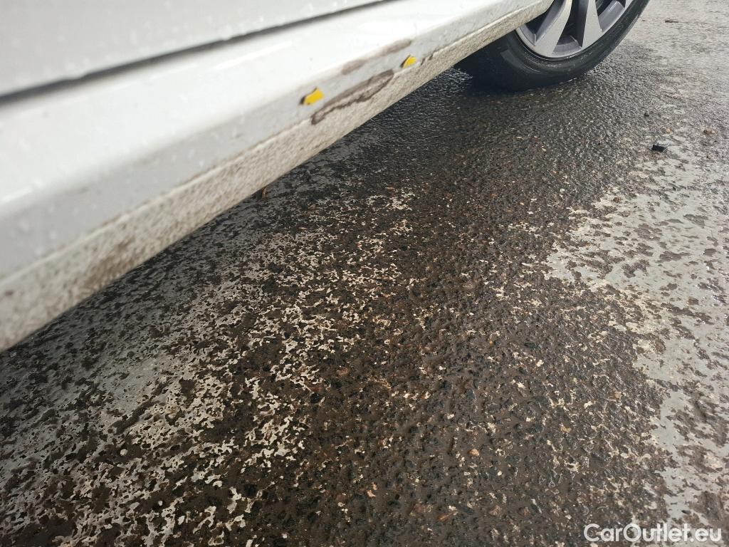  Renault  Megane RENAULT Mégane Berline / 2020 / 5P / Berline Intens TCe 140 EDC / TRANSF VP VF #7