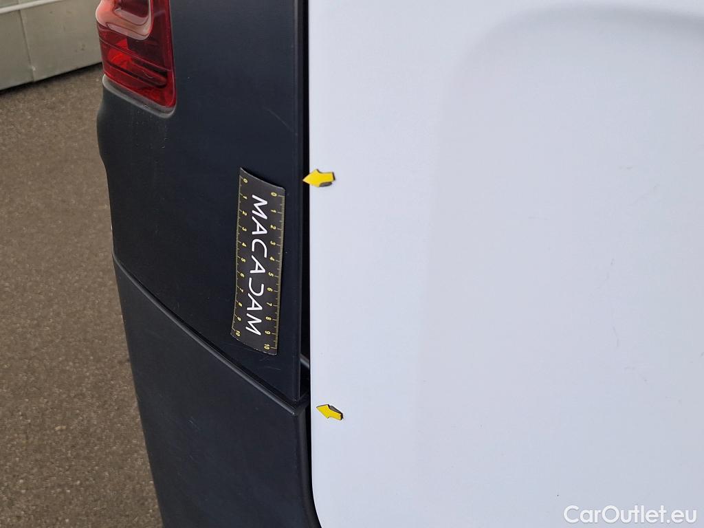  Renault  Trafic  Fourgon L2H1 3T Grand Confort 2.0 dCi 130CV BVM6 E6d / VO RECONDITIONNE - PHOTOS AVANT RECONDITIONNEMENT #39