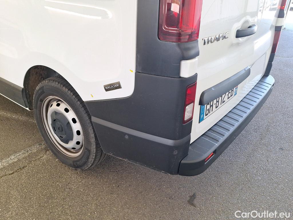  Renault  Trafic  Fourgon L2H1 3T Grand Confort 2.0 dCi 130CV BVM6 E6d / VO RECONDITIONNE - PHOTOS AVANT RECONDITIONNEMENT #29