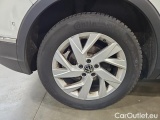  Volkswagen  Tiguan 2.0 TDI SCR DSG Elegance #10