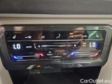  Volkswagen  Tiguan 2.0 TDI SCR DSG Elegance #14