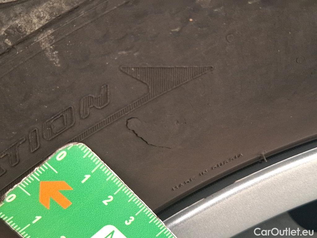  Hyundai  i20  Initia 1.2 85CV BVM5 E6d #12