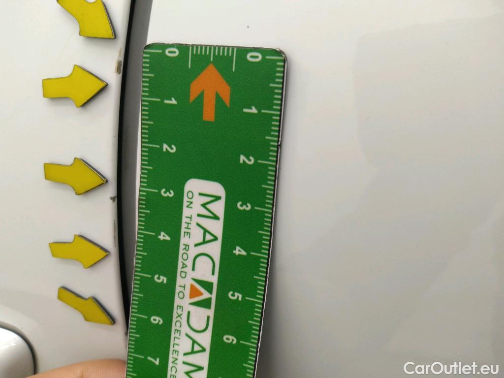  Citroen  C3  Société Feel 1.2 PureTech 80CV BVM5 E6d #10