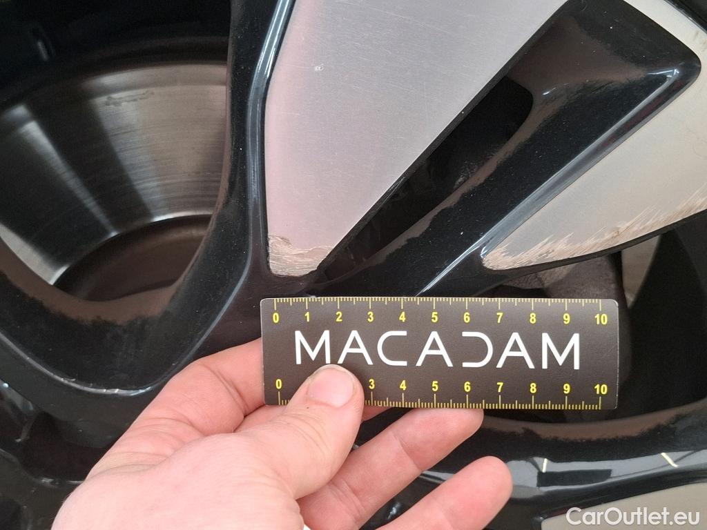  Opel   Grandland X Grandland X Elegance Business 1.5 130CV BVA8 E6d #29